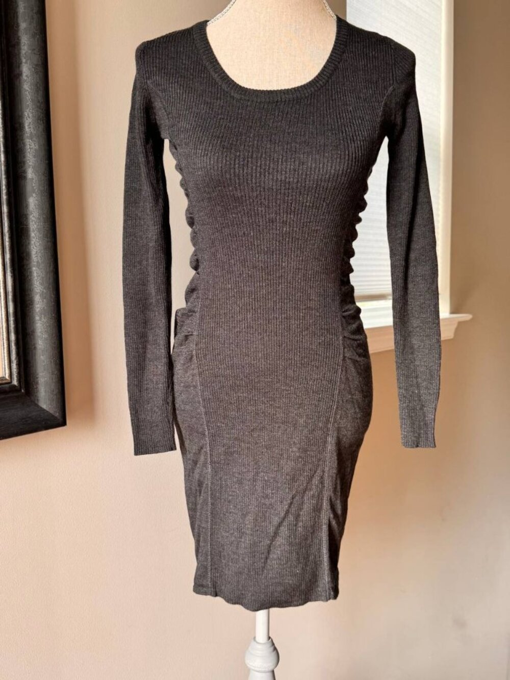 Calvin Klein Bodycon Stretchy Mini Dress in Grey - Size Small